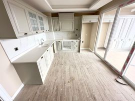 Amazon'dan Germenıcıa Konutlarında Havuzlu Site İçi Lüx 4+1 !!!!