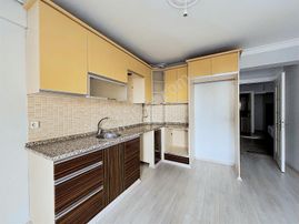 Cb Jasse'den Adatepede 2+1 Bakımlı Doğalgazlı Satılık Daire