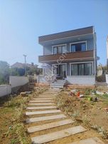 Yalova Merkez Kirazlıda Satılık 5+2 Lüks Villa