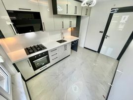 Gümüş'den Muhteşem Konumda! Denize 50mt Full Yapılı 2+1 Daire