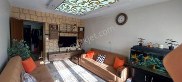 Devrim Cadde Üstü Asansörlü Manzaralı 6.kat Arakat 3+1 İçi Yapılı