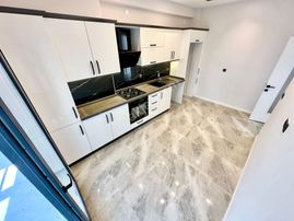 ꧁ay Emlaktan꧂akçay'da Denize 300 M Arakat Şık Tasarımlı Ebeveyn Banyolu Satılık 2+1 Ultra Lüx Daire