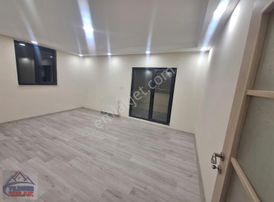 Özgürlük Mahallesi Kiralık 3+1 Sıfır Çatı Katı Teraslı