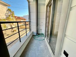 Gümüş'den Zeytinlide Ön Cephe Geniş Kullanımlı Sıfır 1+1 Daire