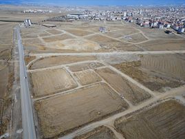 Fiyat Düştü Acil - 32 Dairelik 2454m2 Satılık Ada Bazlı Arsa