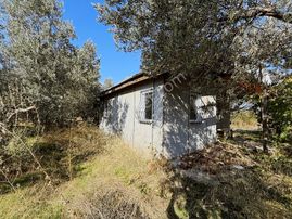 Kemalpaşa Aşağıkızılcada İçinde Müstakil Ev Olan Satılık Arsa