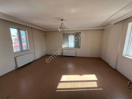 Emek Mah.şelale Tıp Merkezi Yakını Doğalgazlı Kiralık 3+1 Daire