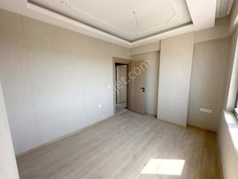 S.içerisnde Muhteşem Lokasyonda E.banyolu Açık Cephe 2.5+1 Daire