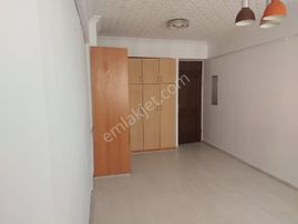 Kızılay Merkezde Kiralık Asansörlü 17 M2 Büro