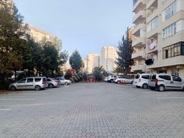 Tekerek Caddesi Yakını, Satlık Site İçi 3+1 Geniş Ve Ferah Daire