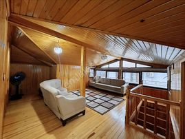 Sapanca Çayıçı Mahallesınde Vılla Tadında Satılık Müstakıl Bına