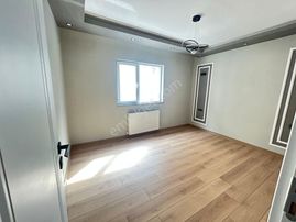 Taner'den Sinan Cad'de Yıldız Köprü Dibinde 4+1 Süper Lüks Kapalı Dubleks