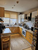 Kiracısız - Ataşehir Uphill Court B Ada 2+1 Klimalı Akustik Cam