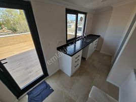 Eu Gayrimenkulden Balıkesir Edremit Gürede Denize Yakın 4+1 Teraslı Villa