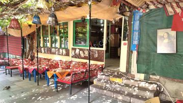 Fatih Samatya Restoranlar Bölgesinde Satılık 2 Katlı Ev/işyeri