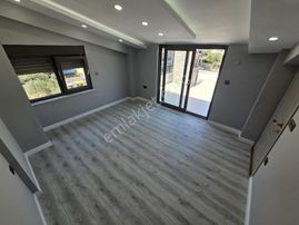 Eu Gayrimenkulden Balıkesir Edremit Gürede Ultra Lüx 6+1 Denize Yakın Villa