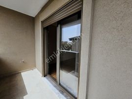 Eu Gayrimenkulden Balıkesir Edremit Gürede Girişte Odalı Denize Yakın Tek Müstakil Villa