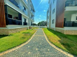 Uytundan Akçay-güre Arasında Havuzlu Lüks Sitede 2+1 Son Daire