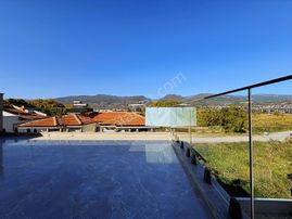 Eu Gayrimenkulden Balıkesir Edremit Gürede Deniz Manzaralı Yerden Isıtmalı Lüx 4+1 Villa