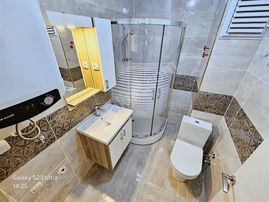 Eu Gayrimenkulden Balıkesir Edremit Gürede Yolun Altında Ayrı Mutfak 2+1 Daire