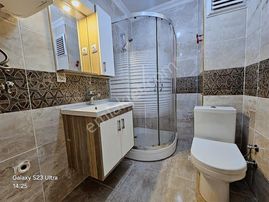 Eu Gayrimenkulden Balıkesir Edremit Gürede Yolun Altında Ayrı Mutfak 2+1 Daire