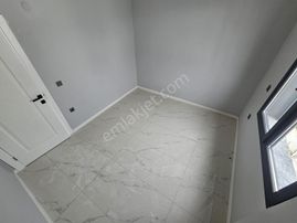 Eu Gayrimenkulden Balıkesir Edremit Gürede Yerden Isıtmalı 3+1 Villa