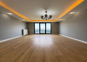 [güzel City] Havuzlu+k.otoparklı Butik Site İçi Geniş 2+1 Daire!