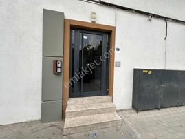 Güler'den Bornova Doğanlarda Asansörlü Lüks Daire