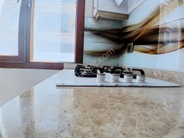 Eu Gayrimenkul'den Balıkesir Edremit Merkezde Bahçe Kullanımlı Giriş Kat 2+1 Ön Cephe Daire