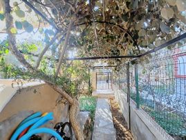 Eu Gayrimenkul'den Balıkesir Edremit Güre'de Site İçinde 5+1 Deniz Manzaralı Villa