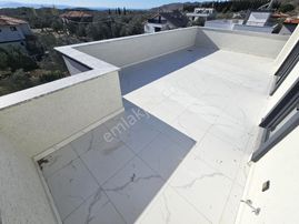 Eu Gayrimenkulden Balıkesir Edremit Gürede Geniş Bahçeli Deniz Manzaralı 3+2 Villa