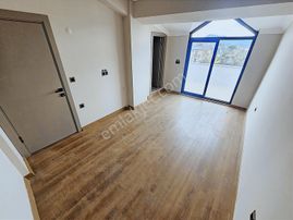 Eu Gayrimenkulden Balıkesir Edremit Gürede Havuzlu Site İçerisinde Doğa Manzaralı 3+1