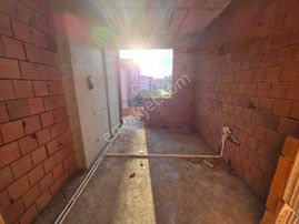 Yalova Çiftlikköyde Merkezi Konumda 90m2 Satılık 2+1 Daire