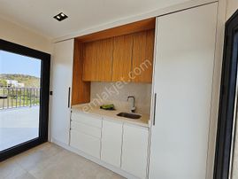 Eu Gayrimenkulden Balıkesir Edremit Gürede Müstakil Havuzlu Yerden Isıtma 4+1 Villa