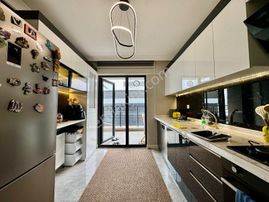 Kalecik Emlak'tan Çift Asansörlü K.otoparklı 3.kat'da 2+1 Modern Daire