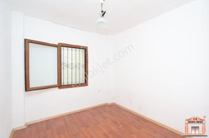 S-a-k-a-l-l-ı-d-a-n Turgutreis Merkeze Yakın 3+1 Kiralık Daire