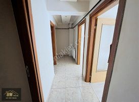 ''sm Gayrimenkul'den 2+1 Köşe Arakat Kiralık Daire"