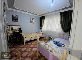 Manisa Fevziçakmak Mah Satılık 3 Katli Bina