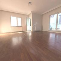 İnönü Mahallesinde Metroya Çok Yakın Arakat 3+1,120m2