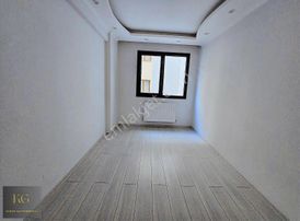 Manisa Muradiyede Satılık Ful 2+1 Ara Kat Daire