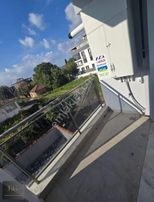 Muradiyede Satılık 2+1 Kapalı Mutfak Ara Kat Köşe Sıfır Daire