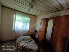 Acil Satılık Görgülü Emlaktan Satılık 384m2 Arsa + Kargır Ev