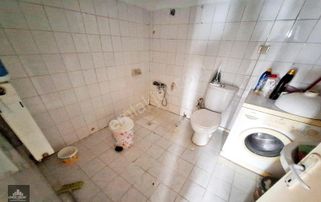 Uzman Emlak'dan Yunusemre Cadde Yakını Giriş Katta 2+1 Daire