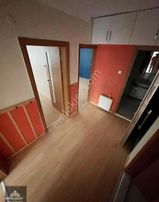 Uzman Emlak'dan İncirli Merkezde Yunusemre Cadde Yakını Orta Katta Yapılı 3+1 Daire