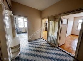 Fuzuli Caddesi Üzeri Bireysel Kombili 2+1 Satılık Daire