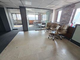 Ataşehir İçerenköy De 3+1 Kiralık Ofis,