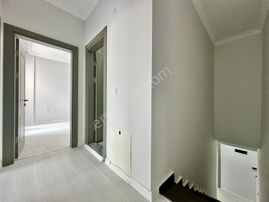 Deniz Manzaralı Bahçeli Havuzlu 3+1 Bahçe Dubleksi Fırsat