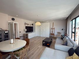 Alanya Güllerpınarı’nda Denize Yakın 3+1 Ayrı Mutfaklı Modern Resıdence Daire