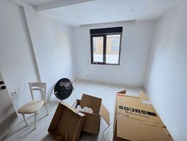 Tramvaya Ve Şehir Hastanesine Çok Yakın Sıfır Geniş Daire