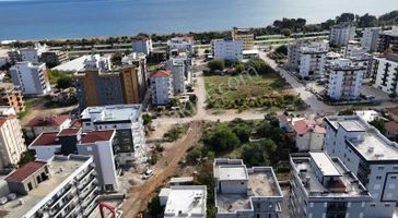 07 Truva Emlaktan Finike Sahilde Satılık Geniş 1+1 Satılık Daire